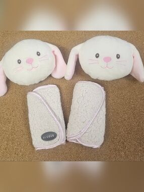 JJ Cole Cream Sherpa Stroller Strap Covers with Pink Trim And Bunny